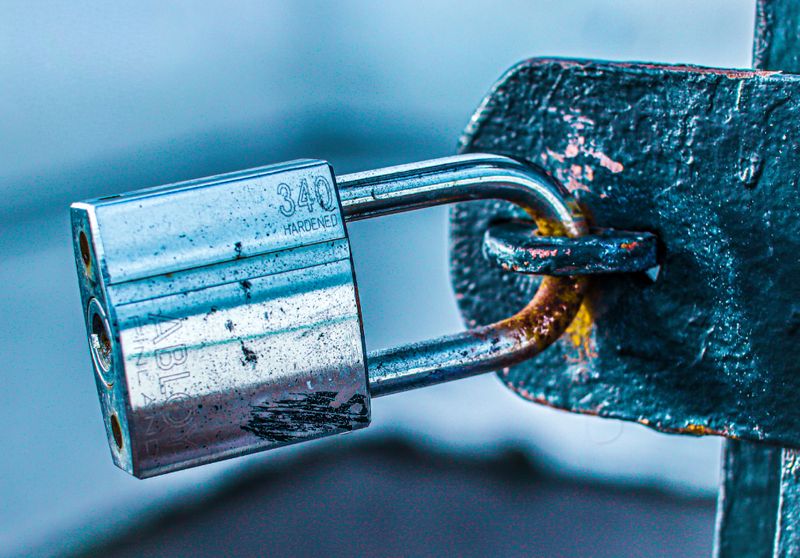 Rekey vs replace locks Columbia